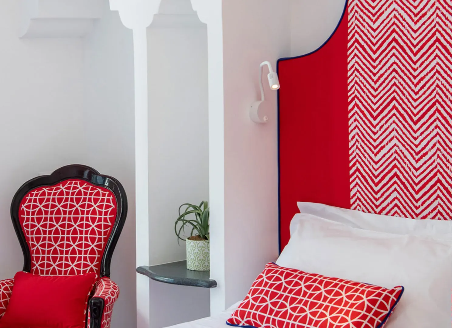hotel_reginella_positano_rooms_deluxe_sea_view_07.webp